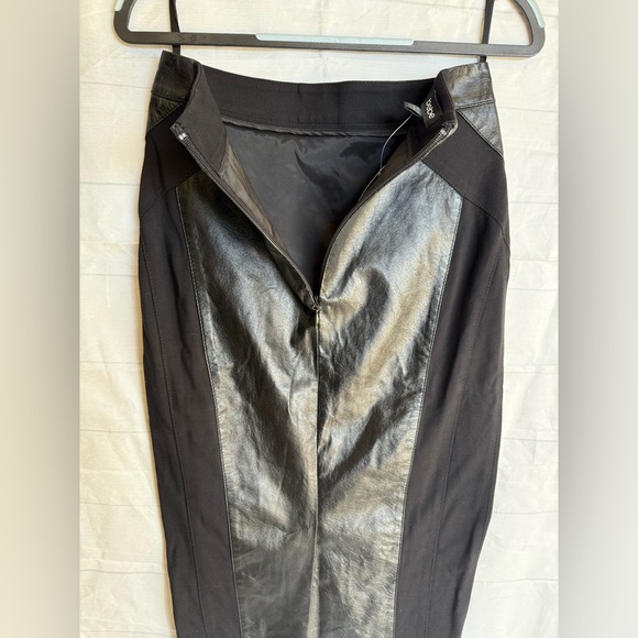 BEBE Black Leather/ fabric Pencil Skirt size 2 - Picture 11 of 13